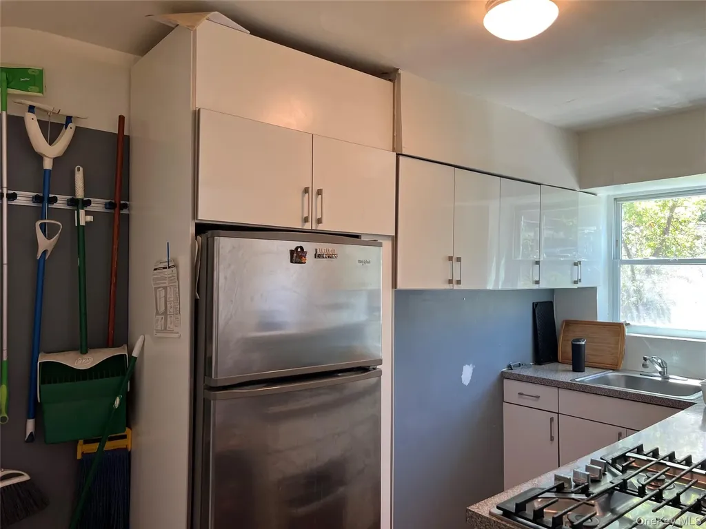 1308 E 223rd Street Bronx NY 10466