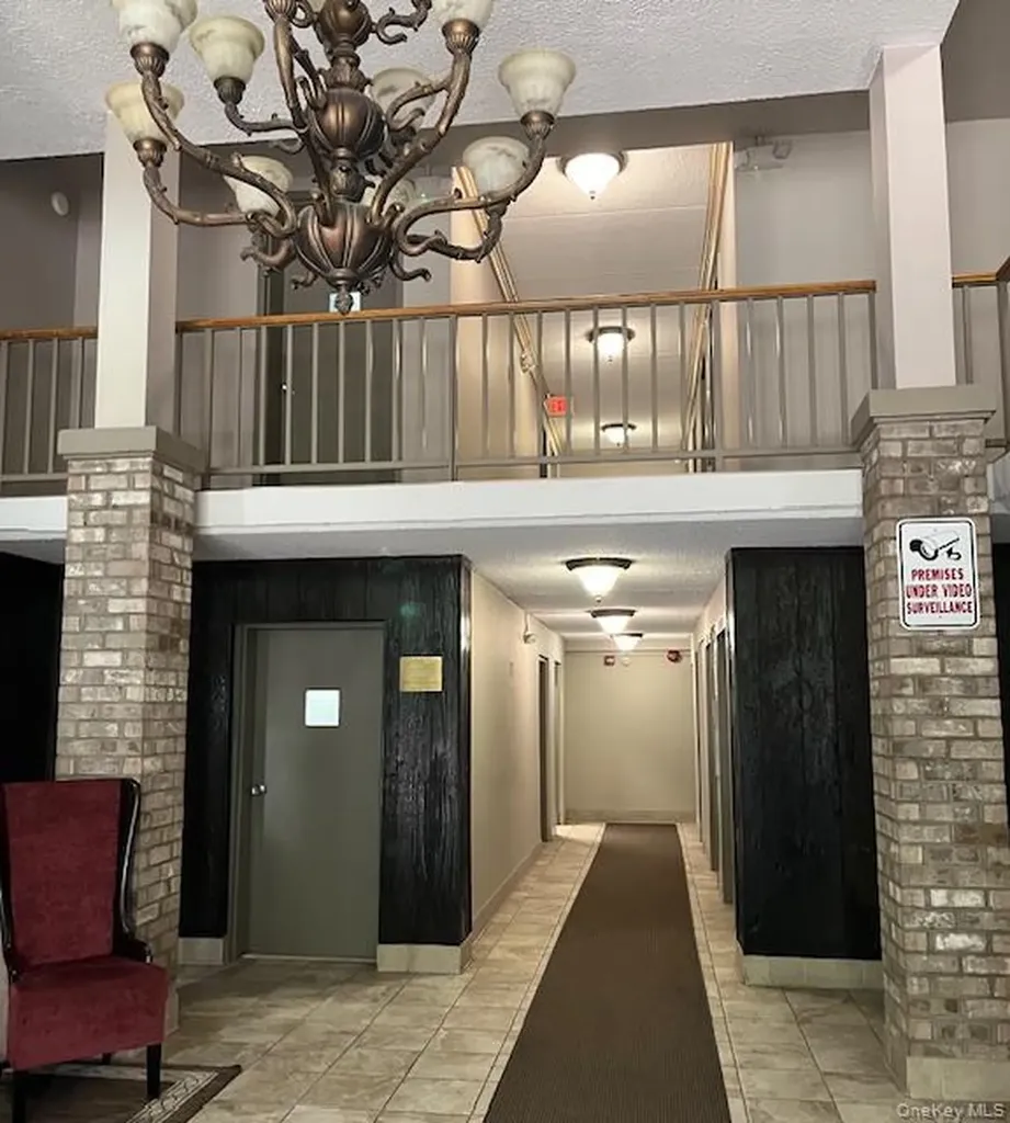 687 Bronx River Road Yonkers NY 10704
