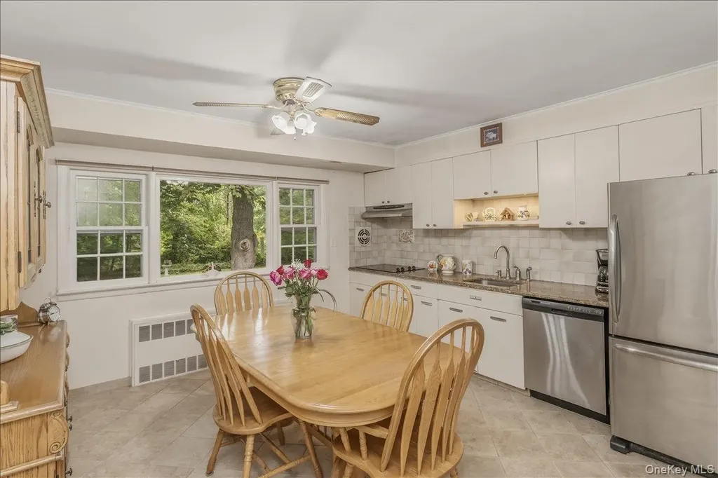 9 Fox Ridge Lane Locust Valley NY 11560