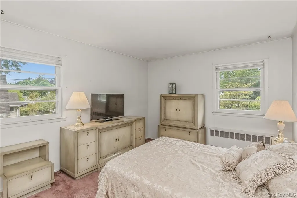9 Fox Ridge Lane Locust Valley NY 11560