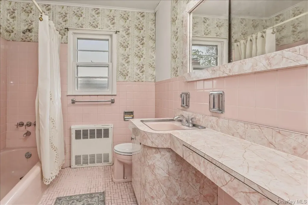 9 Fox Ridge Lane Locust Valley NY 11560