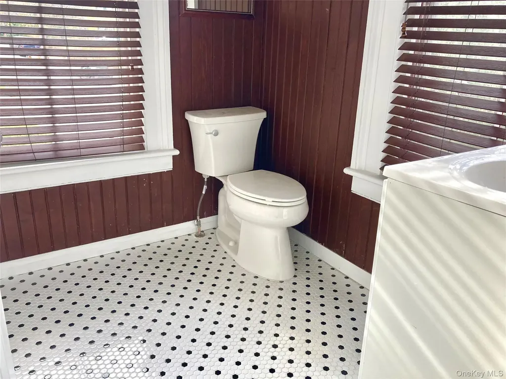 70 E Main Street Oyster Bay NY 11771