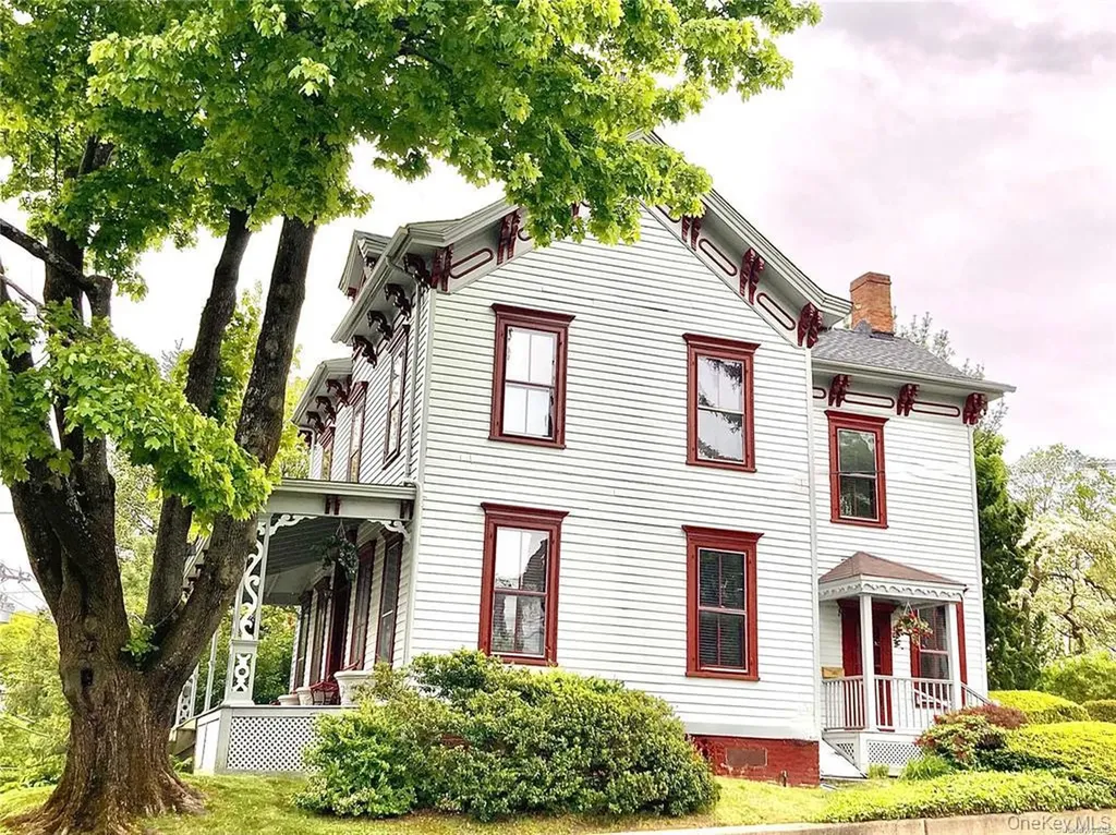 70 E Main Street Oyster Bay NY 11771