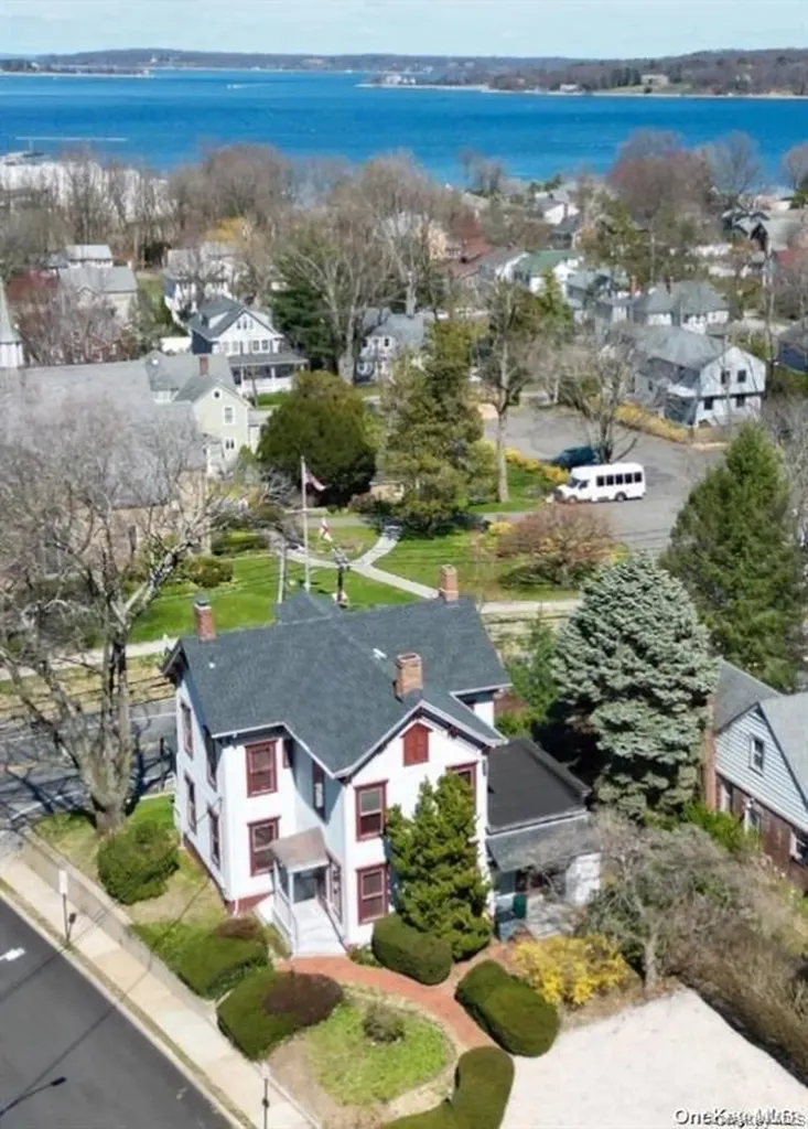 70 E Main Street Oyster Bay NY 11771