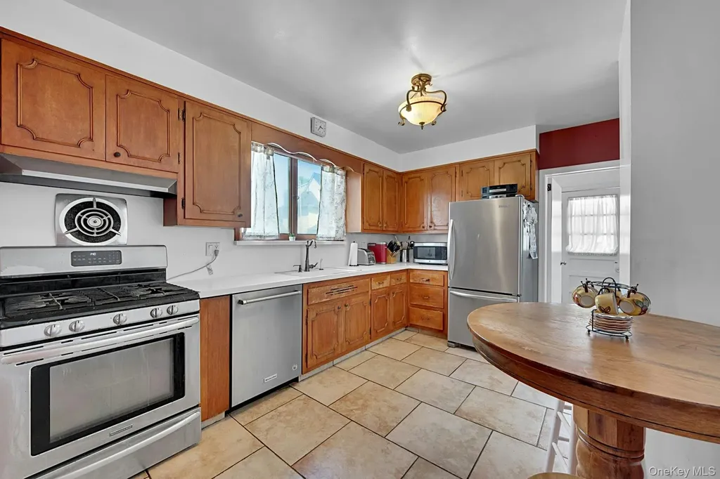 321 Rich Avenue Mount Vernon NY 10552