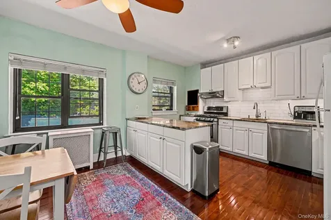 1452 Boston Post Road Larchmont NY 10538