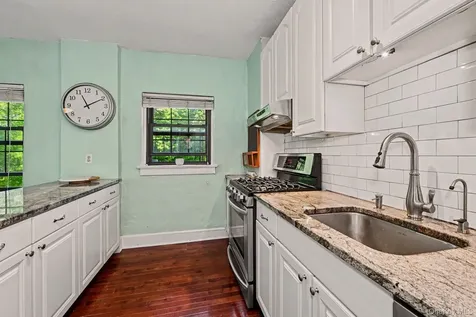 1452 Boston Post Road Larchmont NY 10538