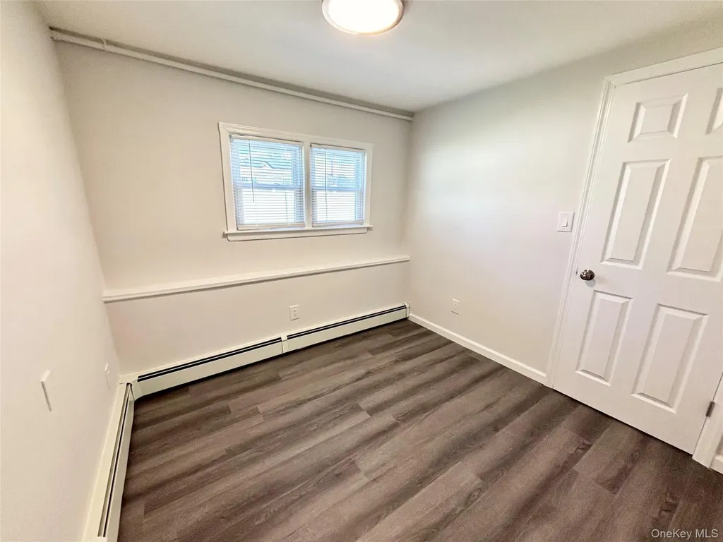 West Babylon NY 11704