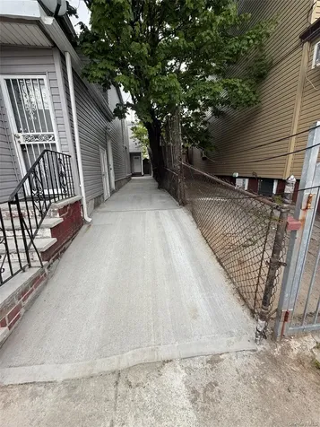 9113 77th Street Woodhaven NY 11421