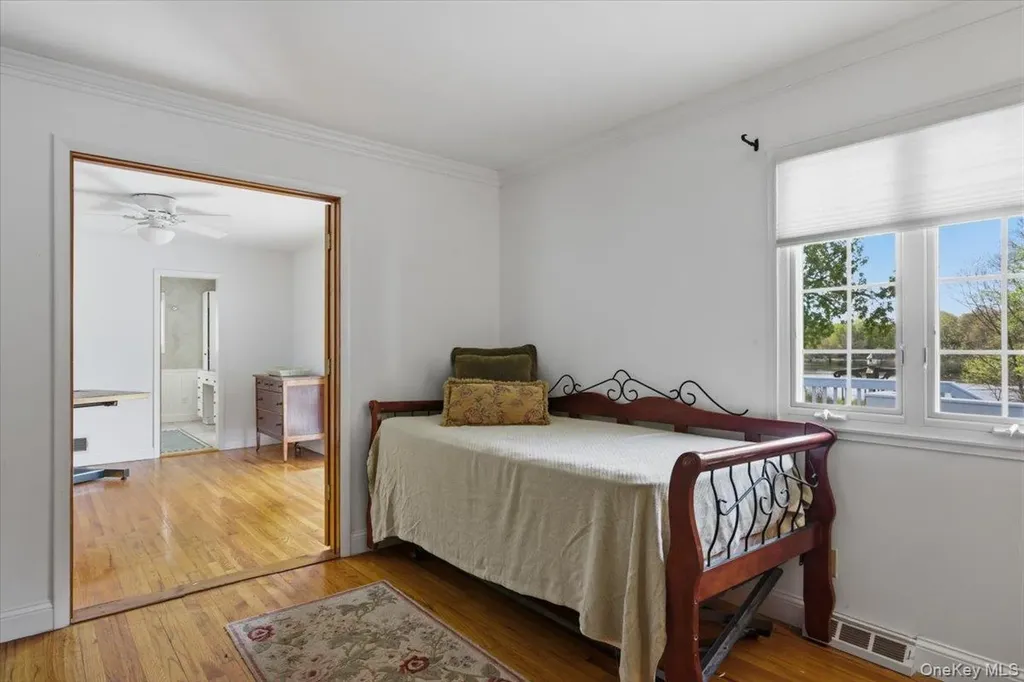 11 Lower Lake Road Mahopac NY 10541