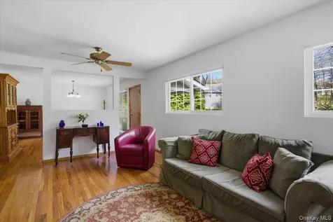 11 Lower Lake Road Mahopac NY 10541