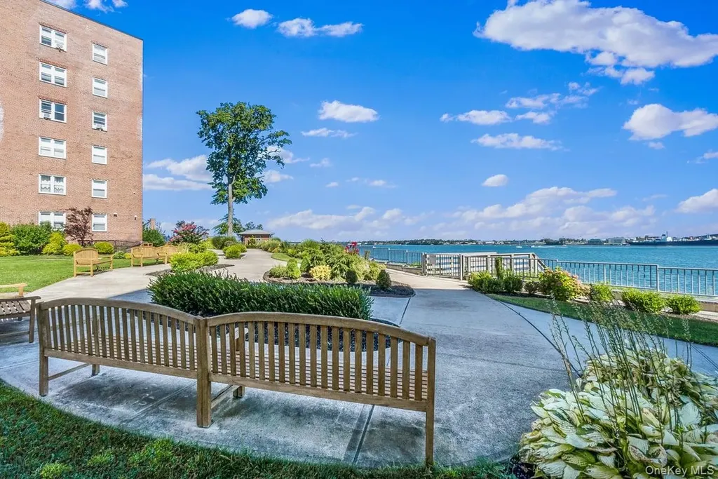 162-01 Powells Cove Boulevard Beechhurst NY 11357