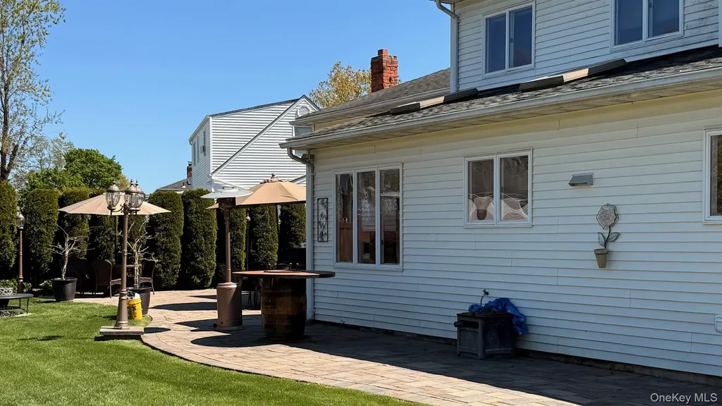 345 Oconnor Road North Babylon NY 11703