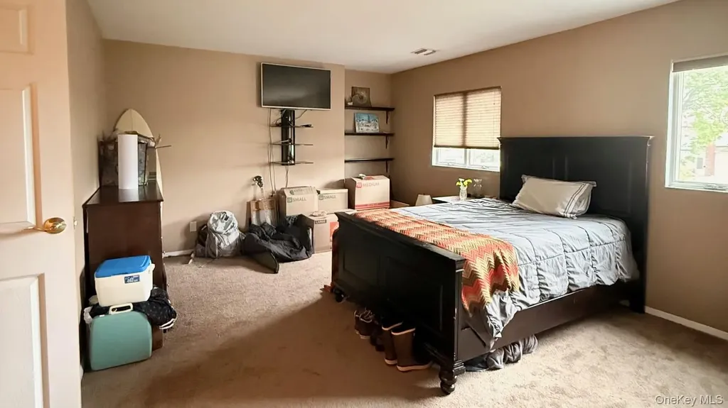 345 Oconnor Road North Babylon NY 11703