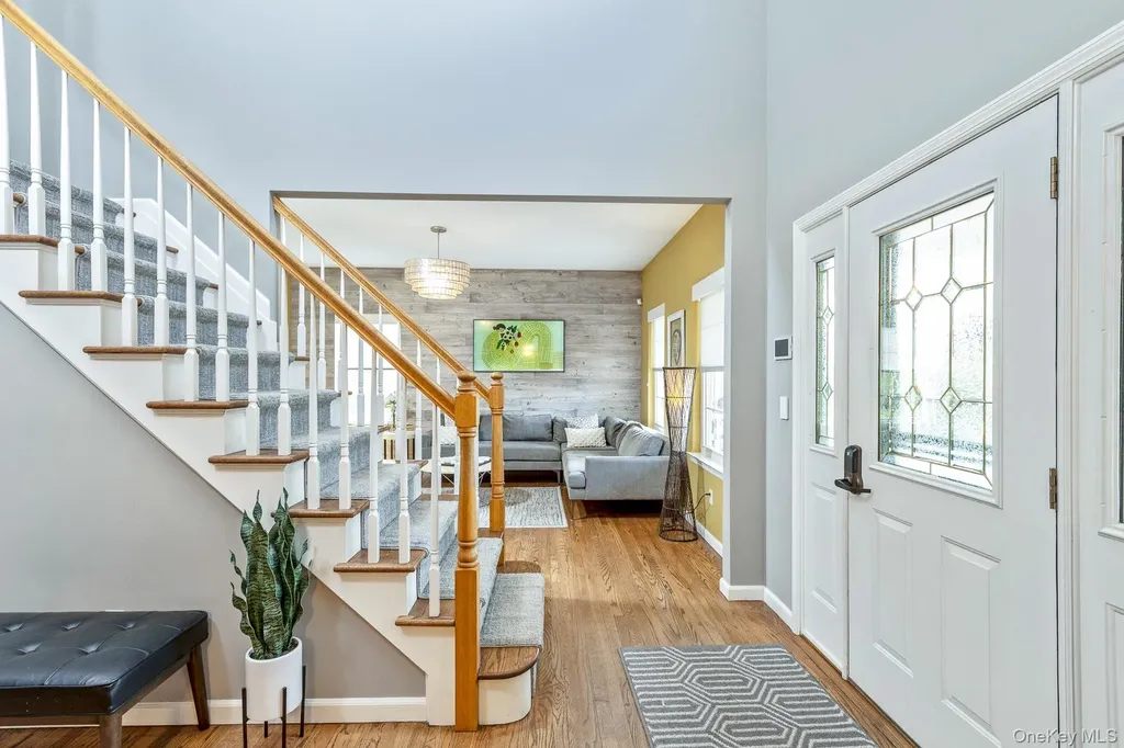 2 Crystal Court Smithtown NY 11787