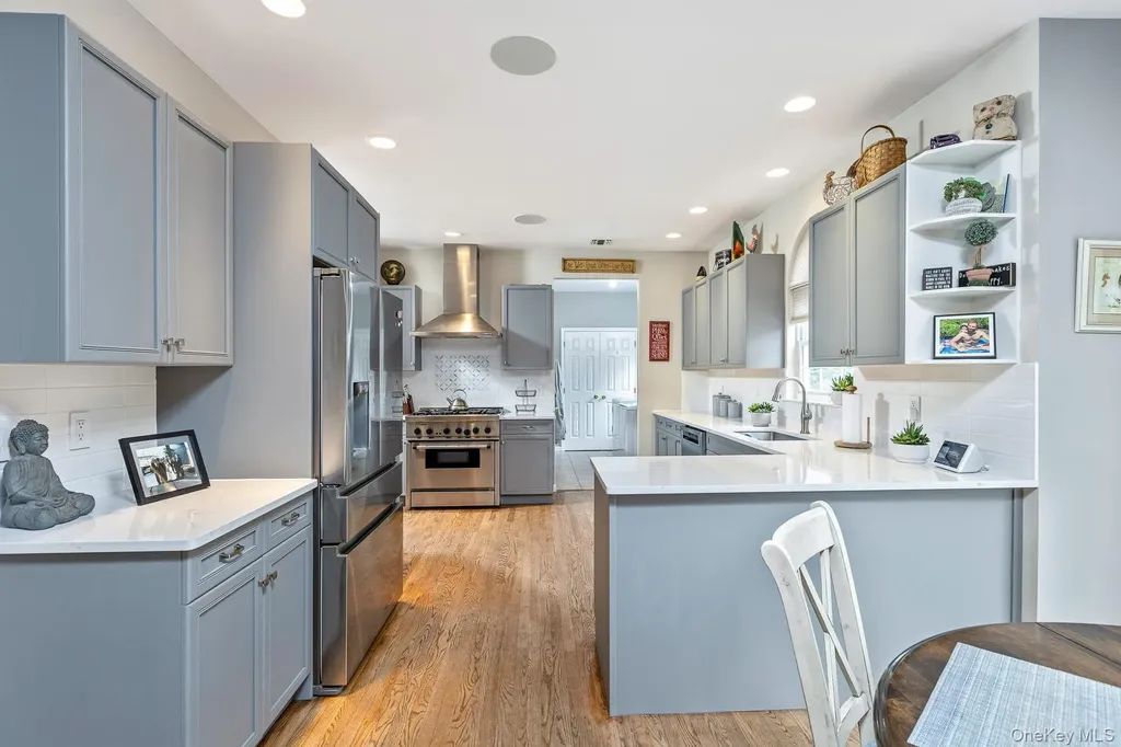 2 Crystal Court Smithtown NY 11787