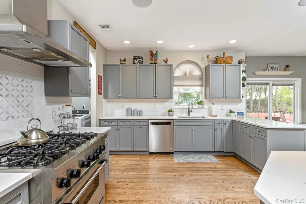 2 Crystal Court Smithtown NY 11787