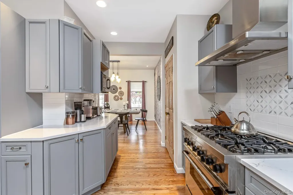 2 Crystal Court Smithtown NY 11787
