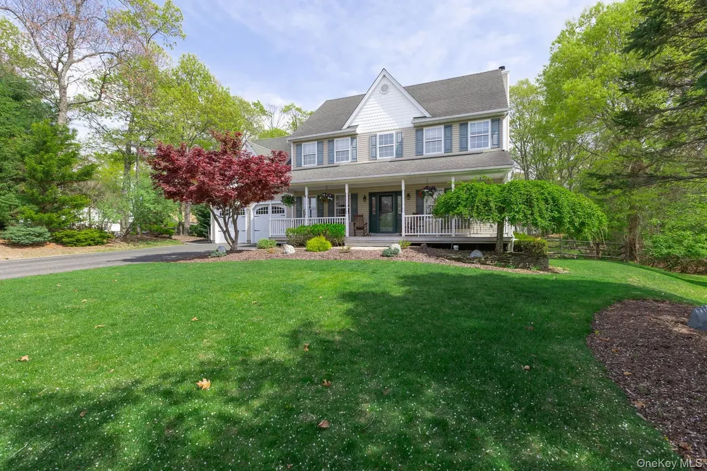 2 Crystal Court Smithtown NY 11787