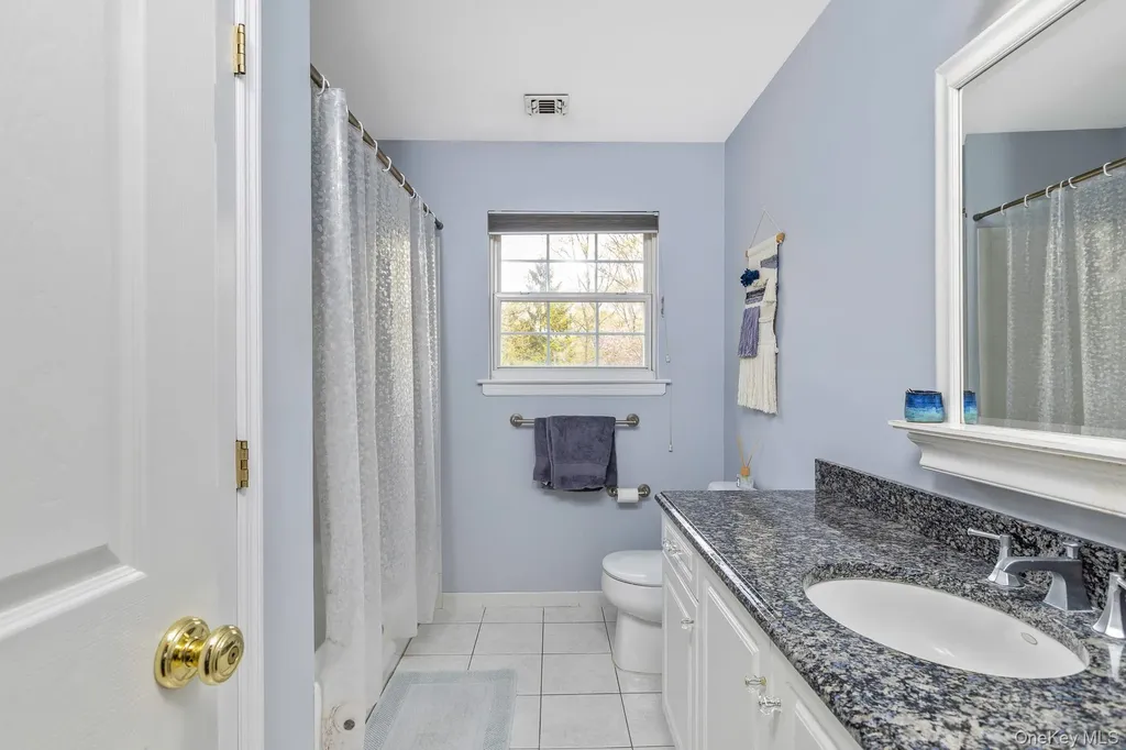 2 Crystal Court Smithtown NY 11787