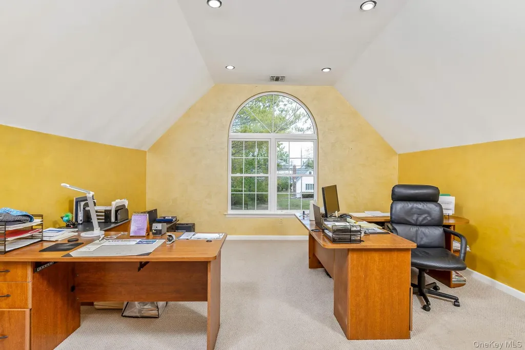 2 Crystal Court Smithtown NY 11787