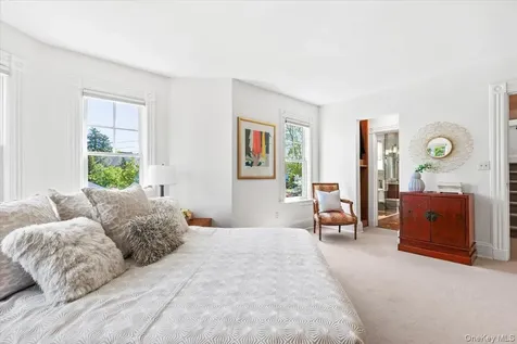 6 Linden Avenue Larchmont NY 10538