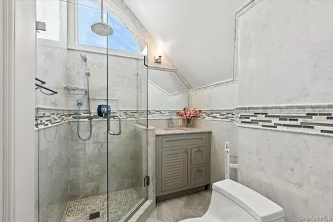 6 Linden Avenue Larchmont NY 10538