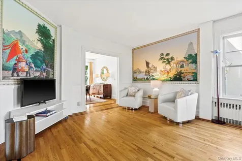 6 Linden Avenue Larchmont NY 10538