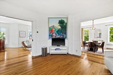 6 Linden Avenue Larchmont NY 10538