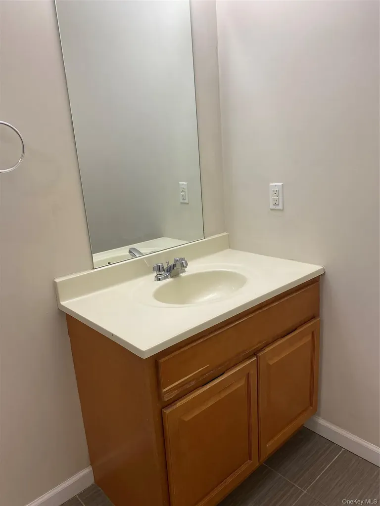 401 Bluestone Court Maybrook NY 12543