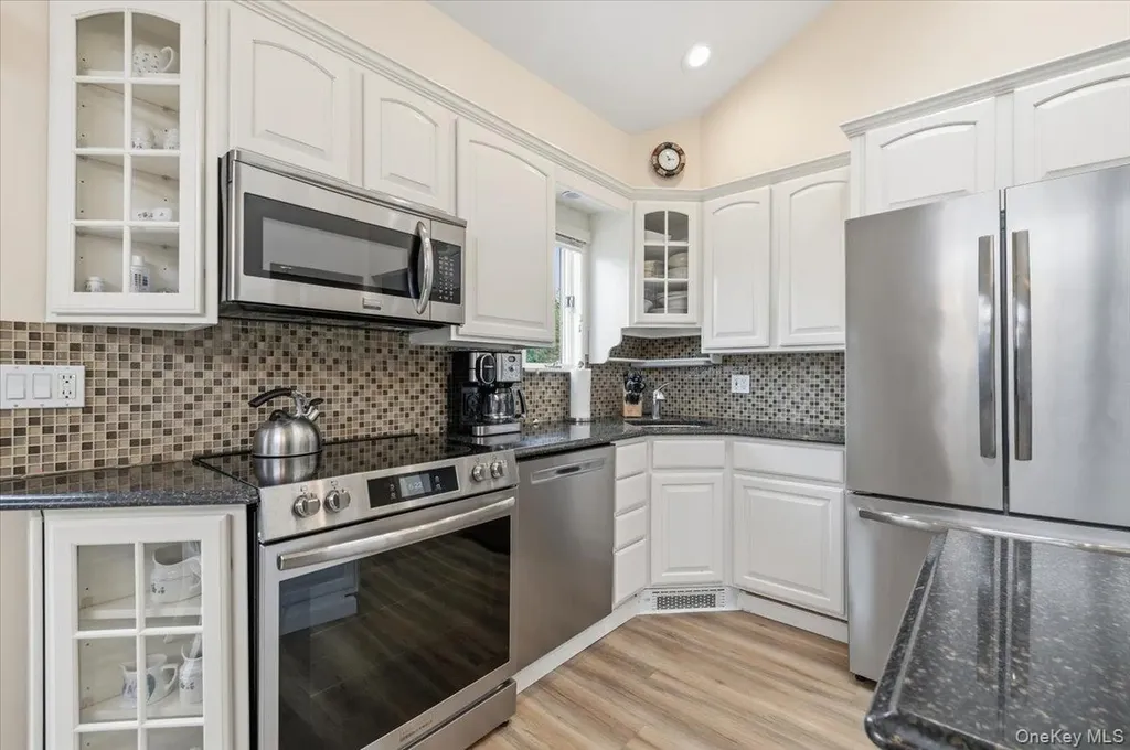 29 Acme Avenue Bethpage NY 11714