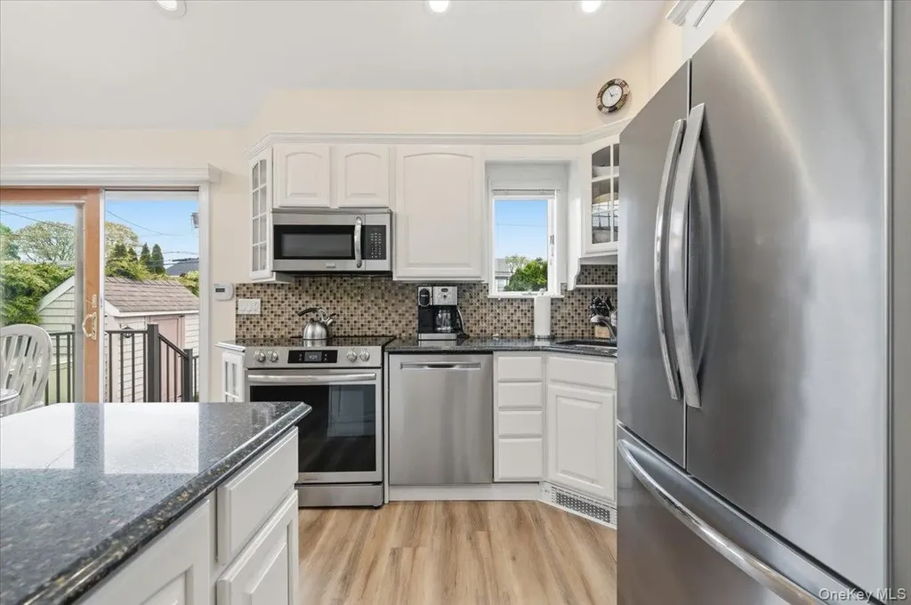 29 Acme Avenue Bethpage NY 11714