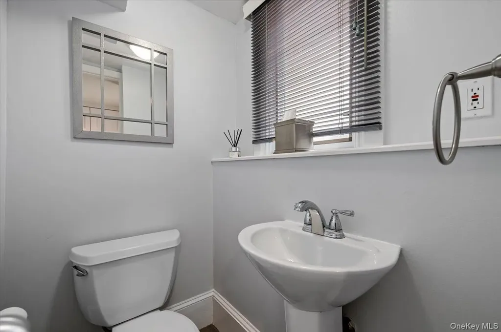 29 Acme Avenue Bethpage NY 11714