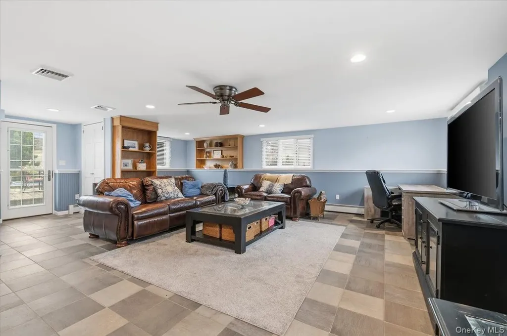 29 Acme Avenue Bethpage NY 11714