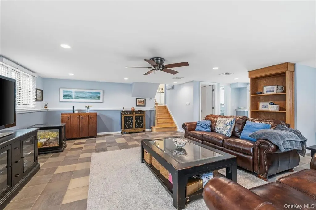 29 Acme Avenue Bethpage NY 11714