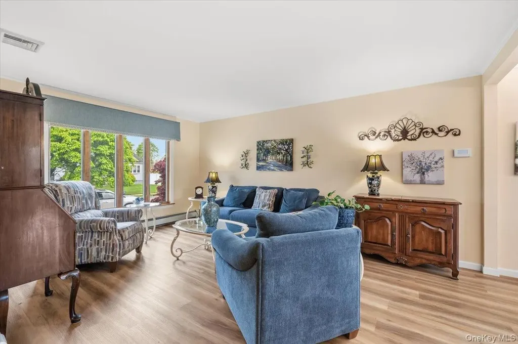 29 Acme Avenue Bethpage NY 11714