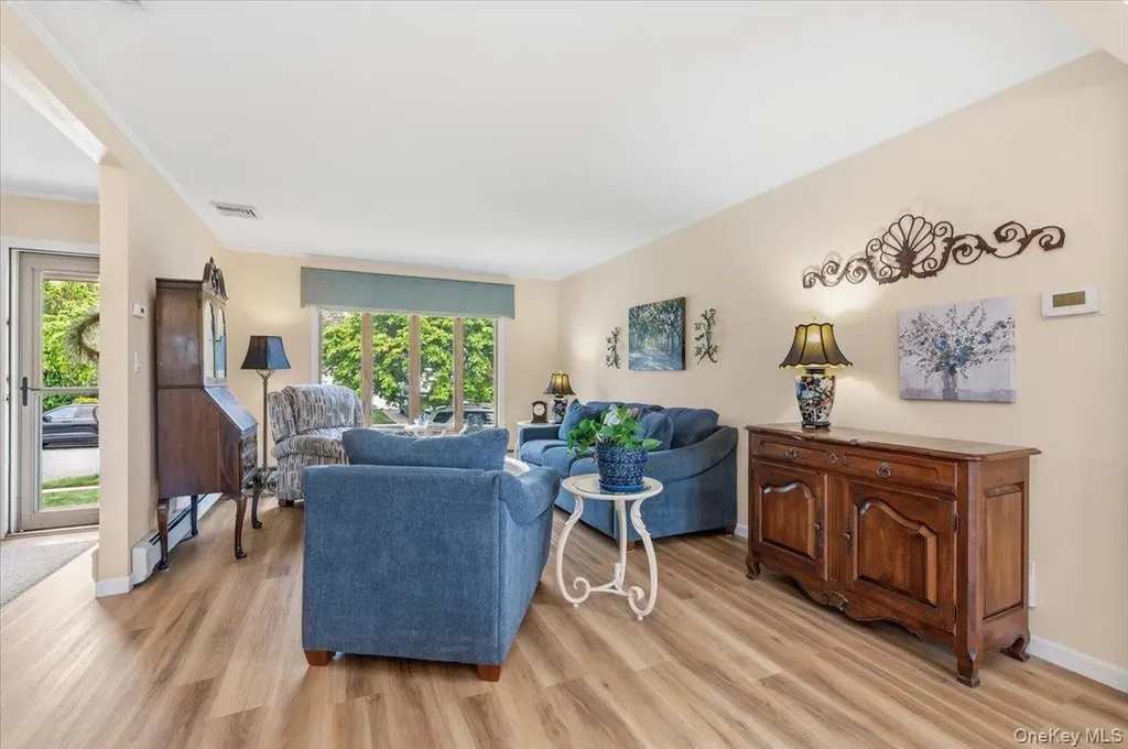 29 Acme Avenue Bethpage NY 11714