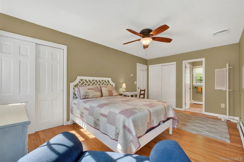 25 Susan Lane Poughkeepsie NY 12603