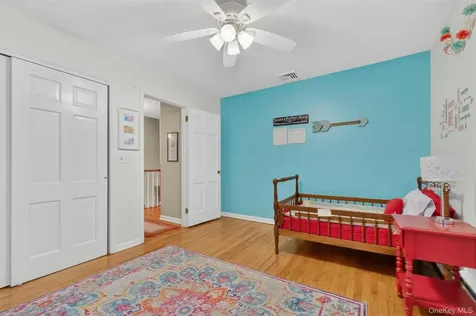 25 Susan Lane Poughkeepsie NY 12603