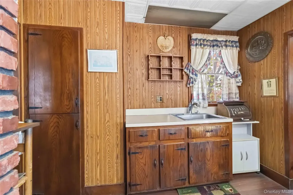 82-04 91st Avenue Woodhaven NY 11421