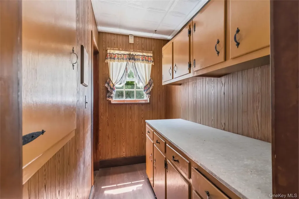 82-04 91st Avenue Woodhaven NY 11421