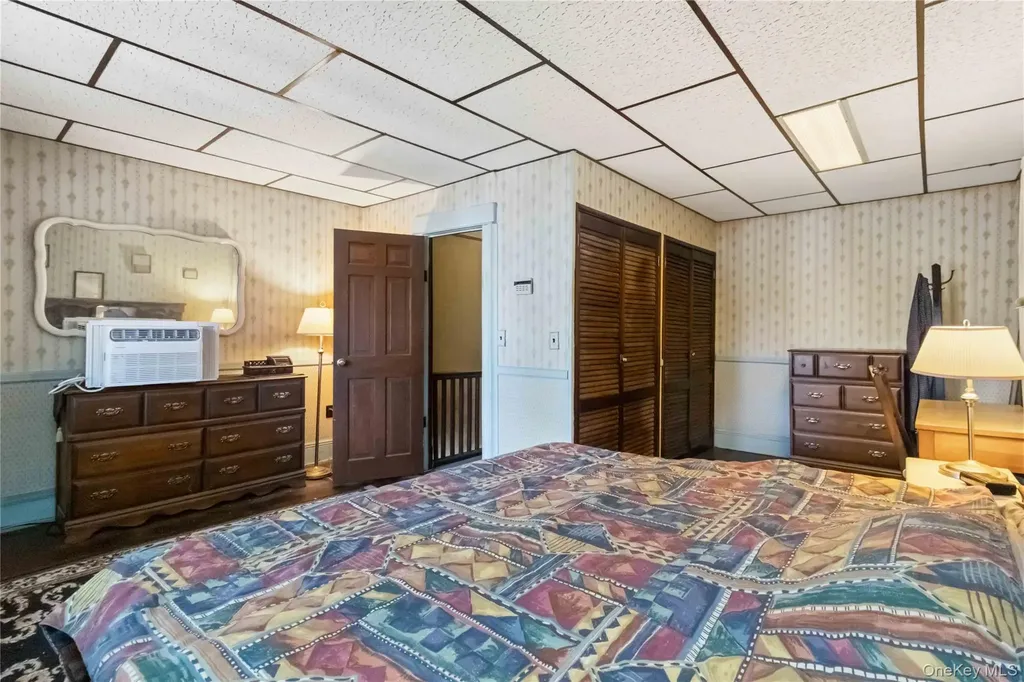 82-04 91st Avenue Woodhaven NY 11421
