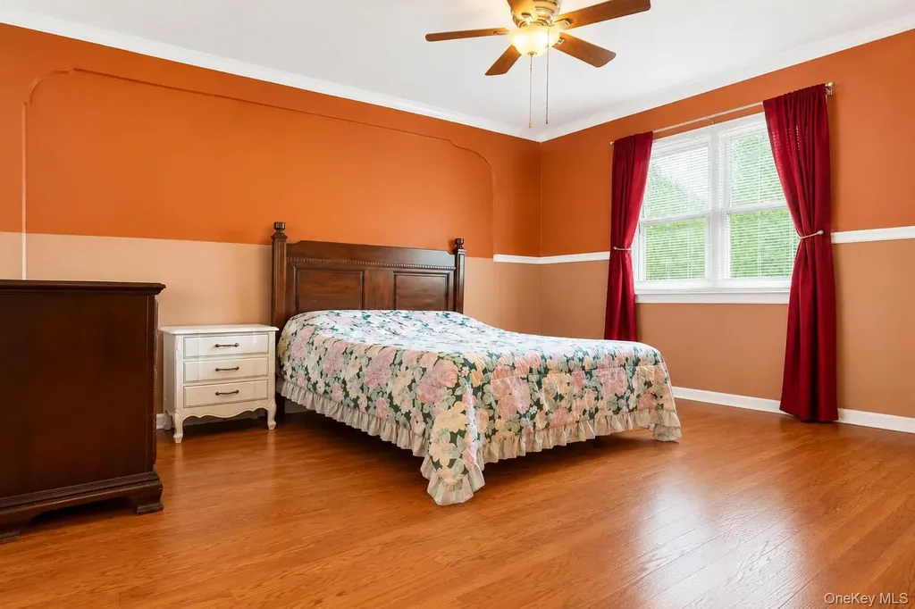 66 Grace Lane Levittown NY 11756