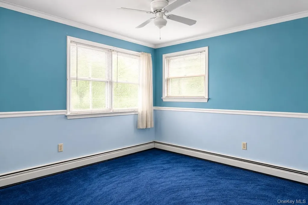 66 Grace Lane Levittown NY 11756