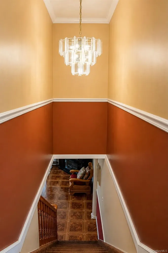66 Grace Lane Levittown NY 11756
