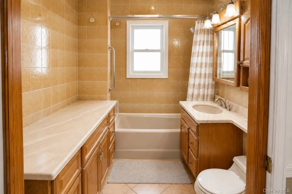 66 Grace Lane Levittown NY 11756