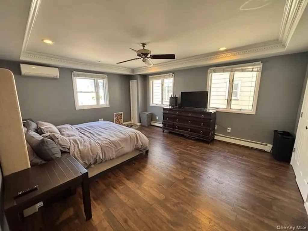 539 W Park Avenue Long Beach NY 11561