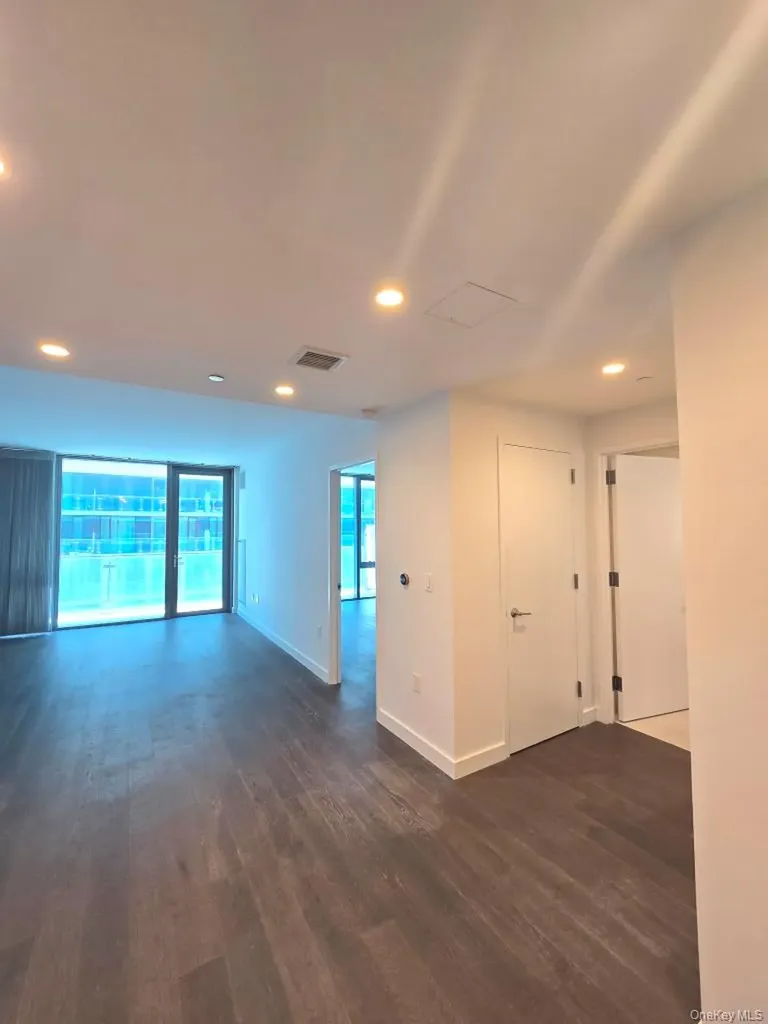 131-05 40th Road Flushing NY 11354