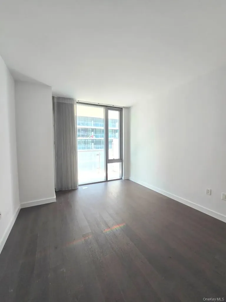 131-05 40th Road Flushing NY 11354