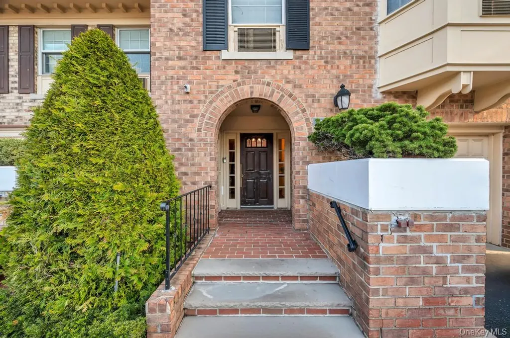 208-11 Estates Drive Bayside NY 11360